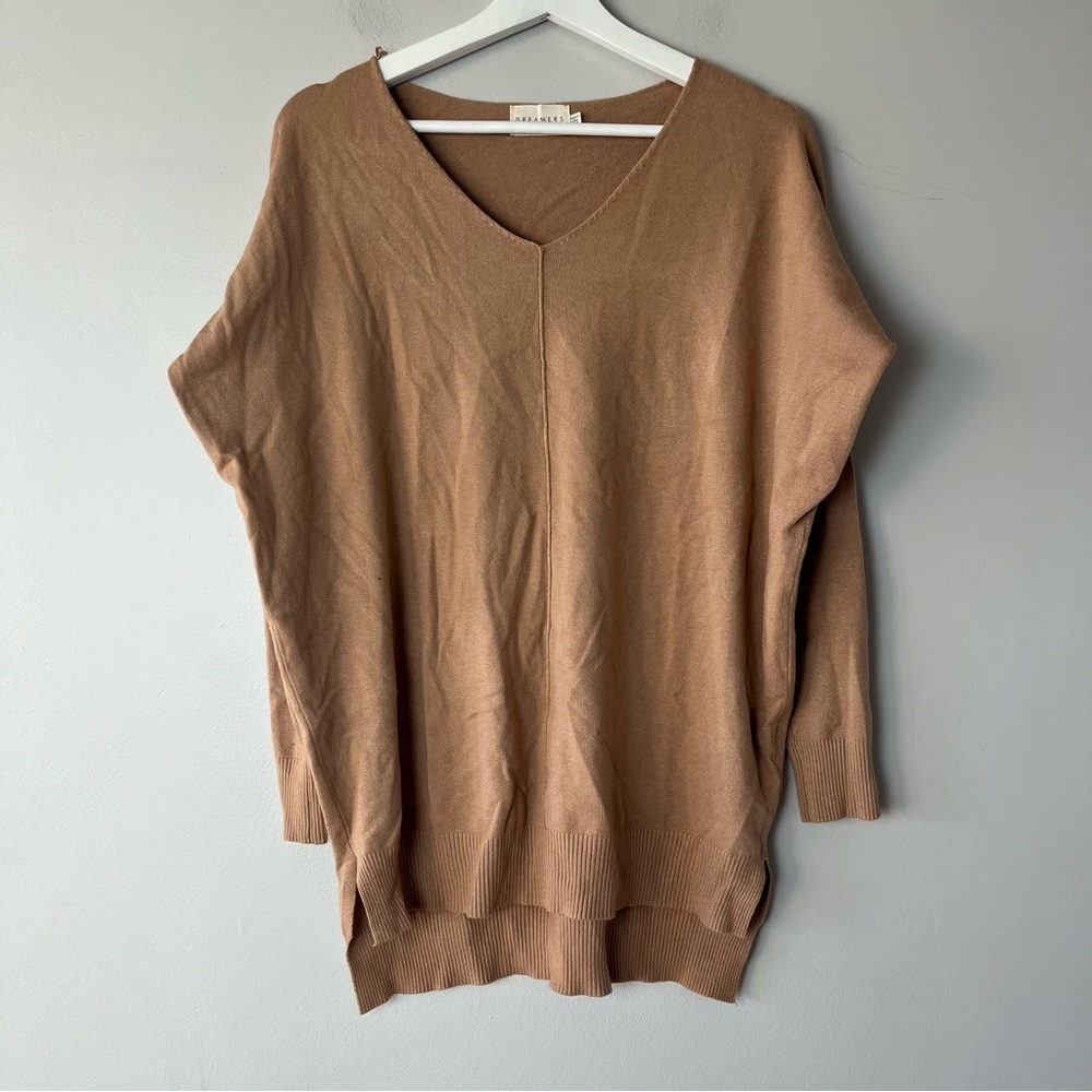 Dreamers V-Neck Tan Long‎ Sleeve Sweater Small/Medium